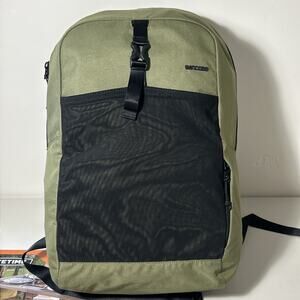 Incase Cargo Backpack Medium Mesh Flap Green Nylon Hiker Day Journey Pack 18"